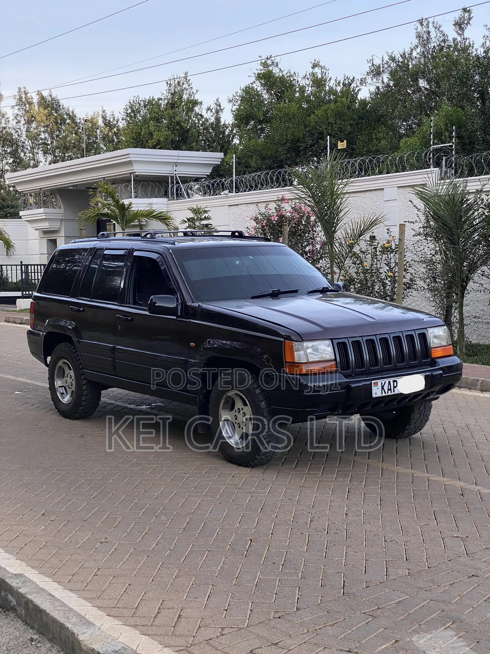 Jeep Grand Cherokee 1997 Maroon