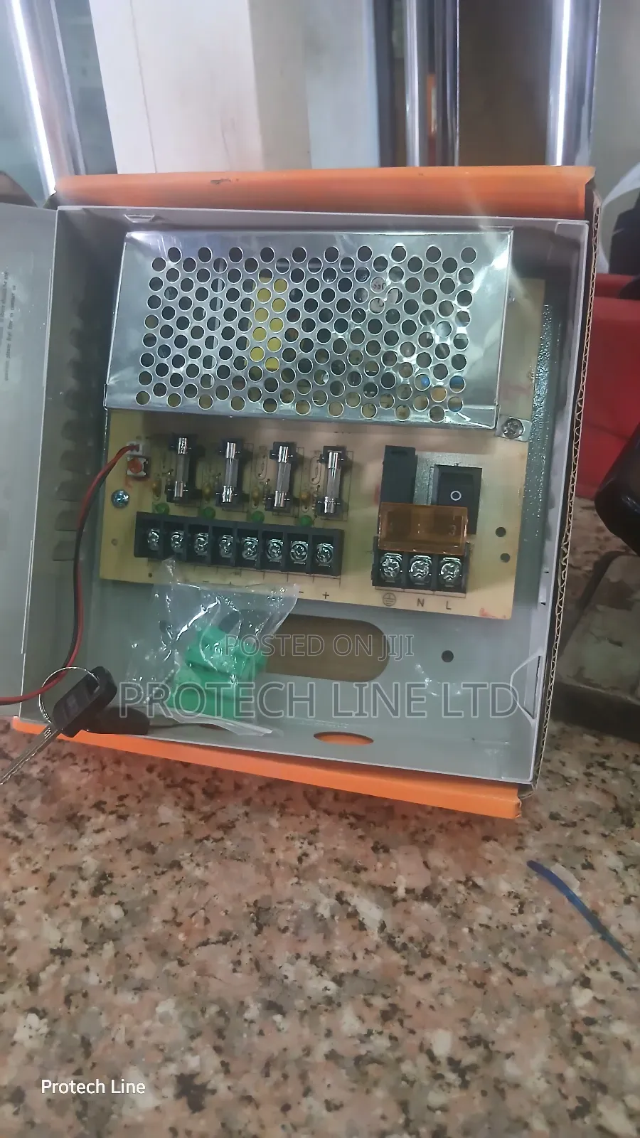 12v 5a Closed CCTV Power Supply
