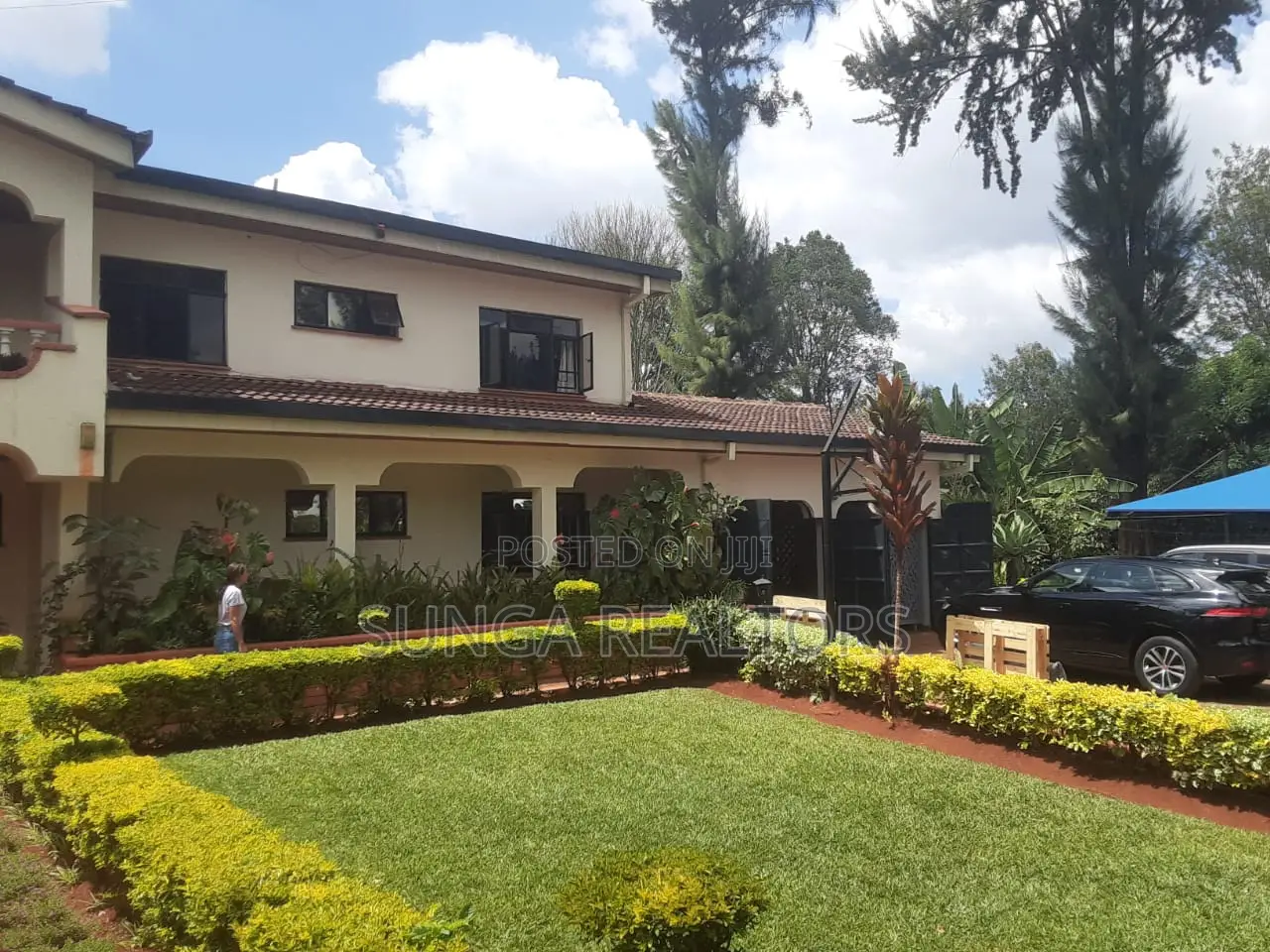 4bdrm Mansion in Nyari Central for sale