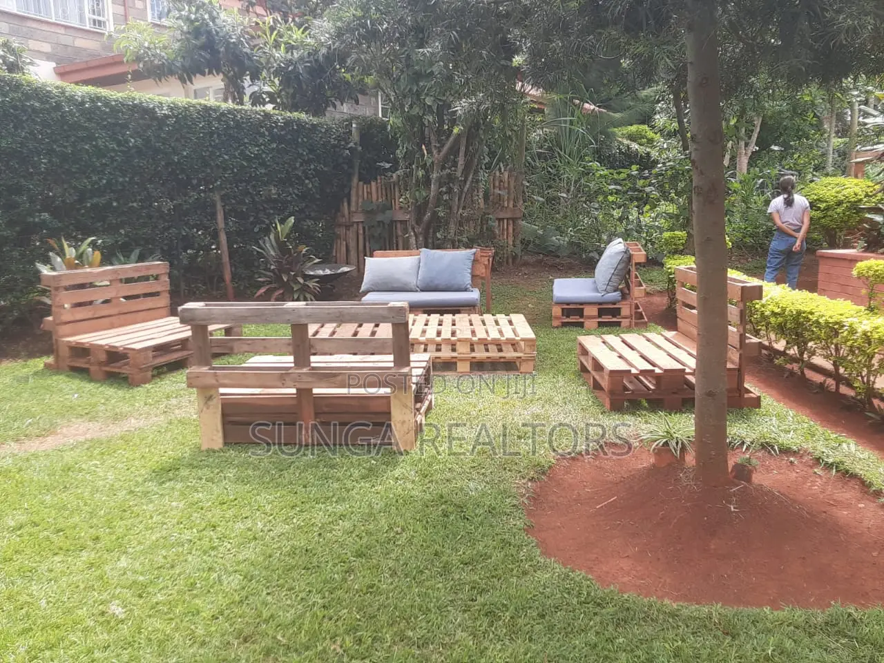 4bdrm Mansion in Nyari Central for sale