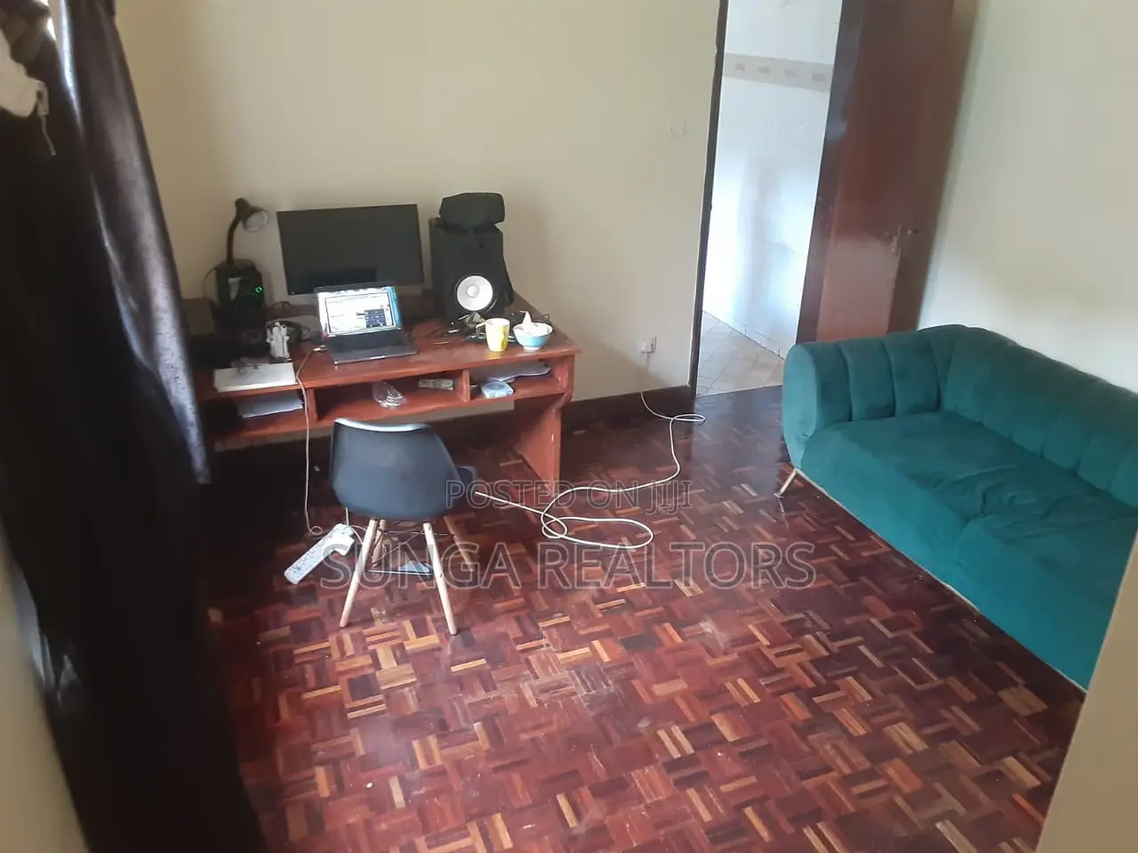 4bdrm Mansion in Nyari Central for sale