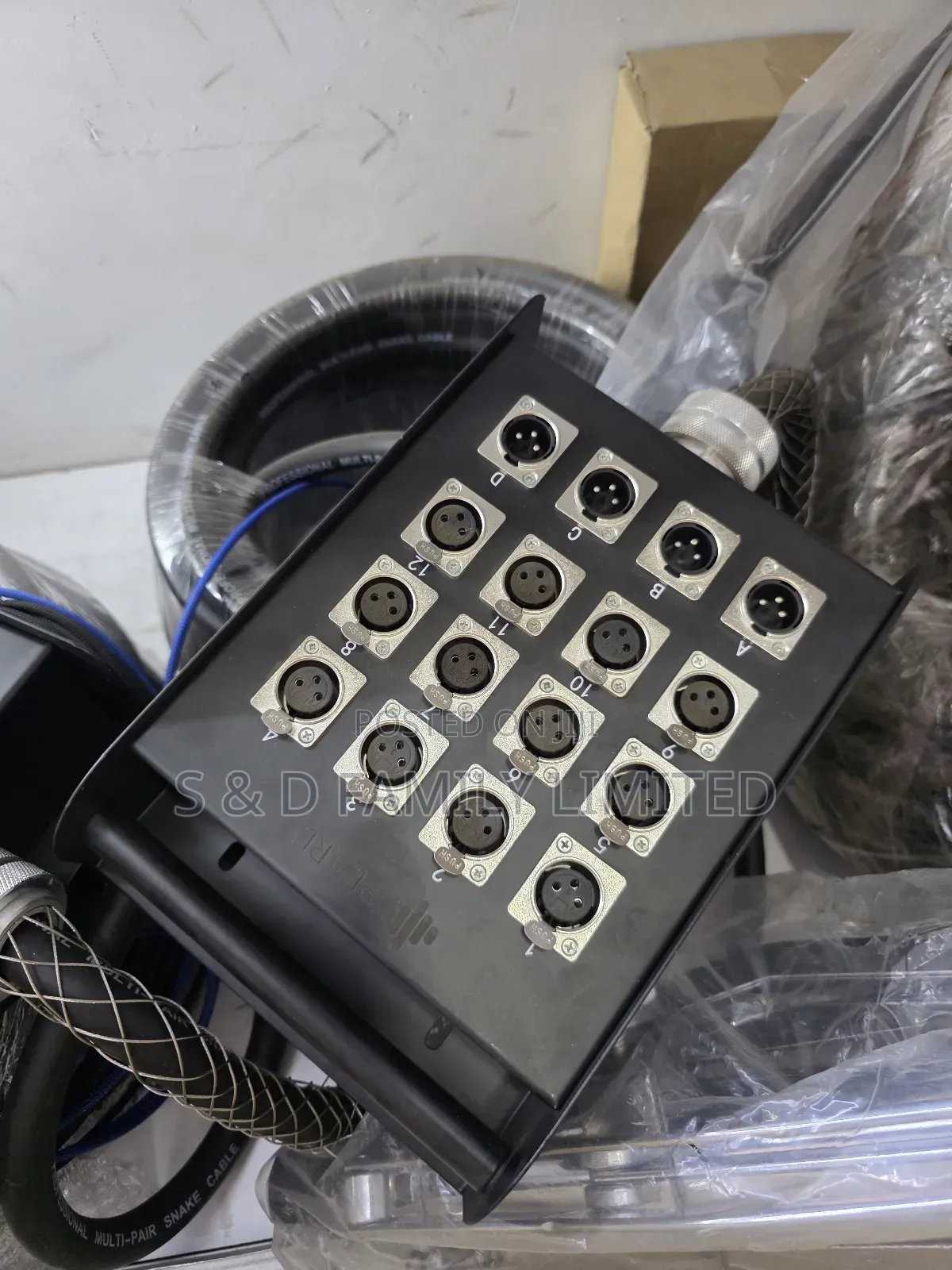 Pearl 12 Channels 4 Returns Snake Cable