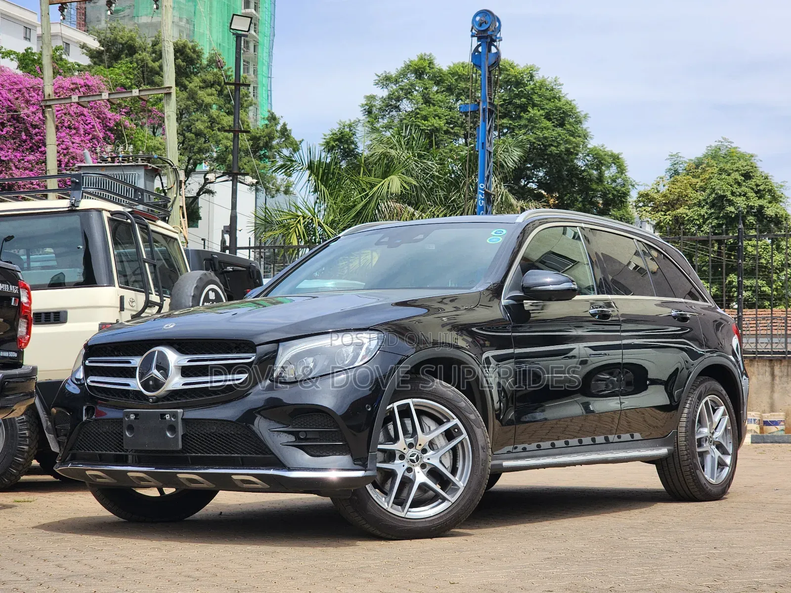 Mercedes-Benz GLC-Class GLC250 Sport Utility 4-Door (2.0L, 4cyl Turbo) Black