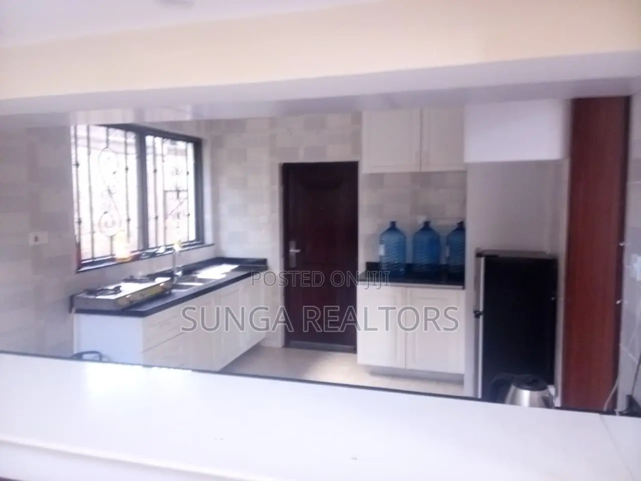 5bdrm House in Chalbi Drive for sale