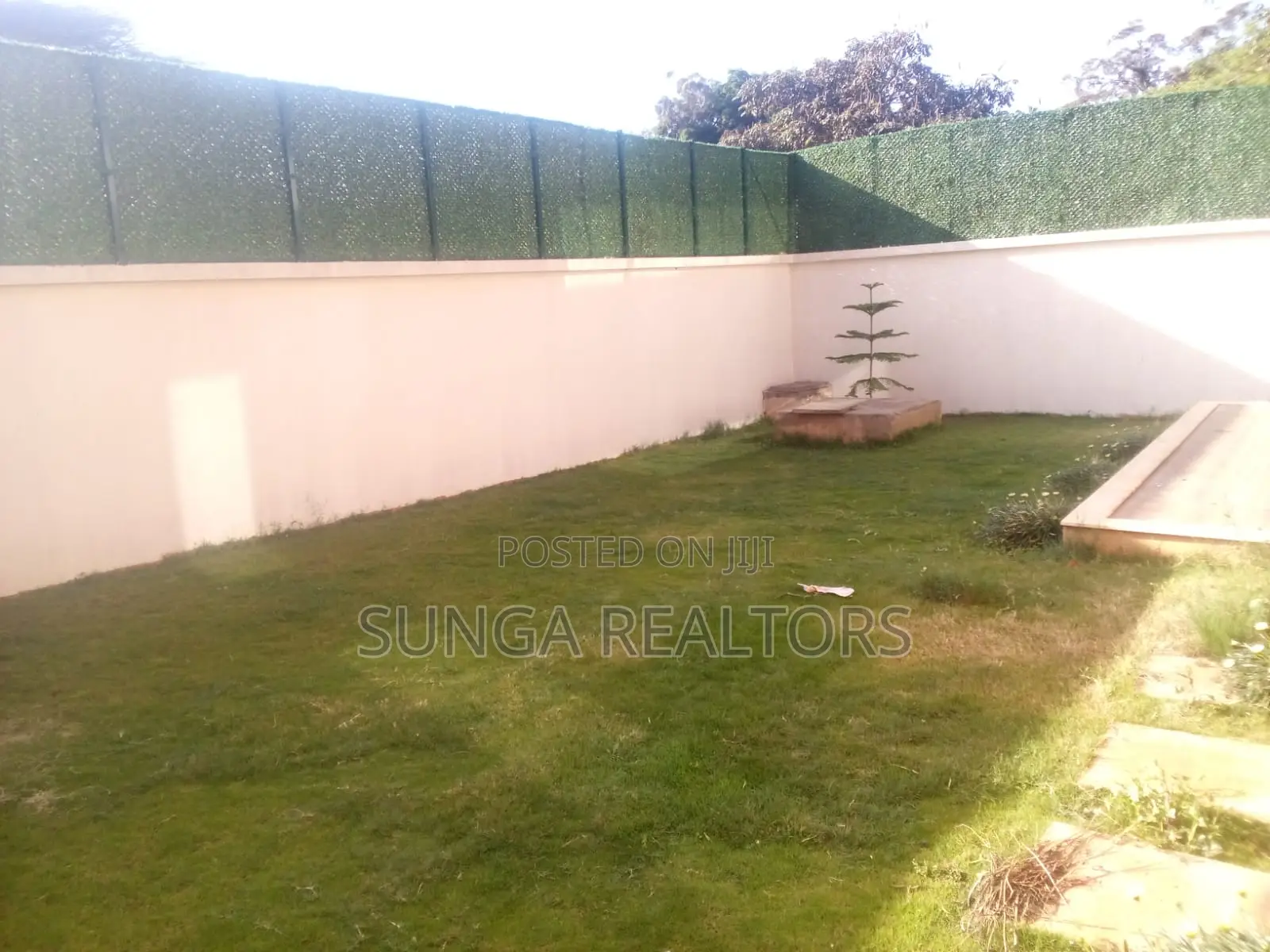 5bdrm House in Chalbi Drive for sale