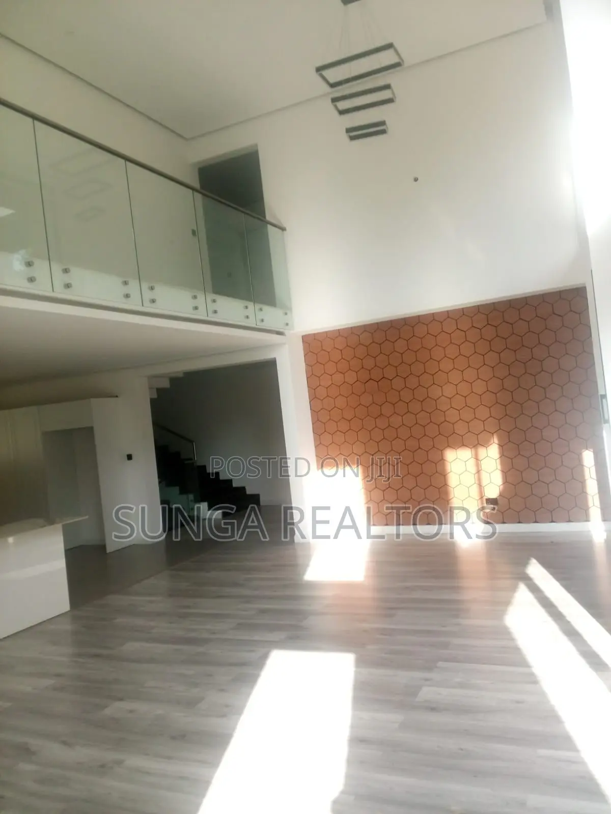 5bdrm House in Chalbi Drive for sale
