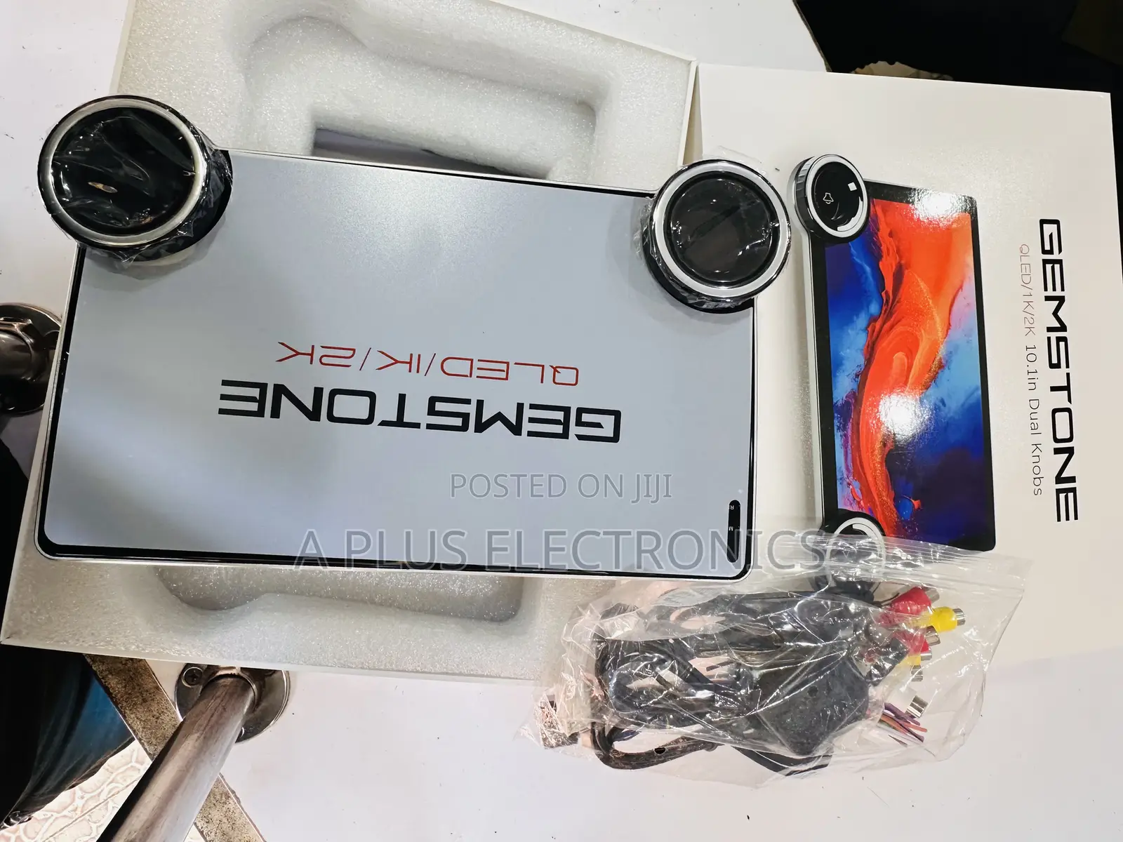 10 Inch Android Car Radio Dual Knobs (4 Ram +64gb Storage) Performance