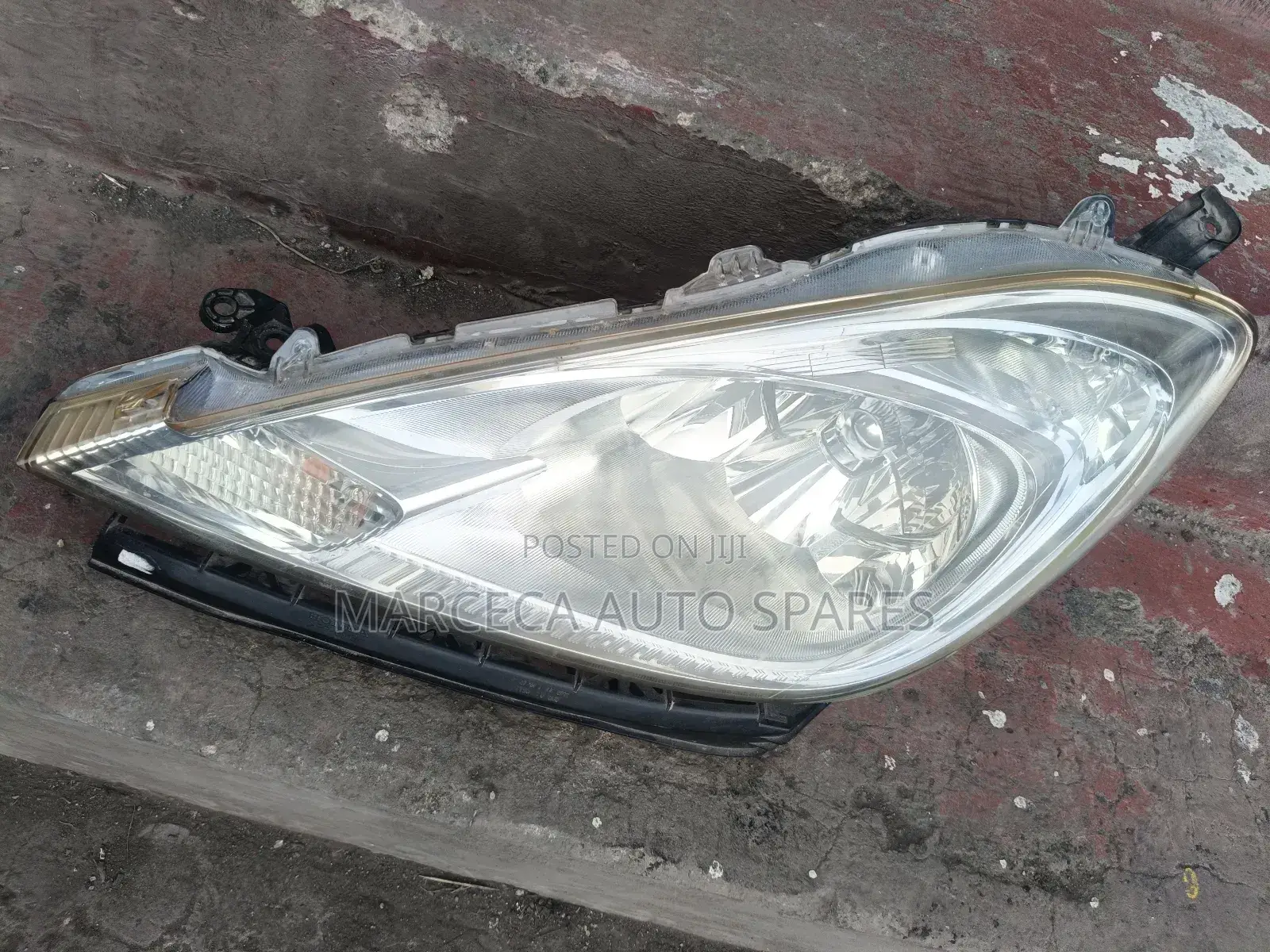 Headlight Honda Fit 2012 Xenon
