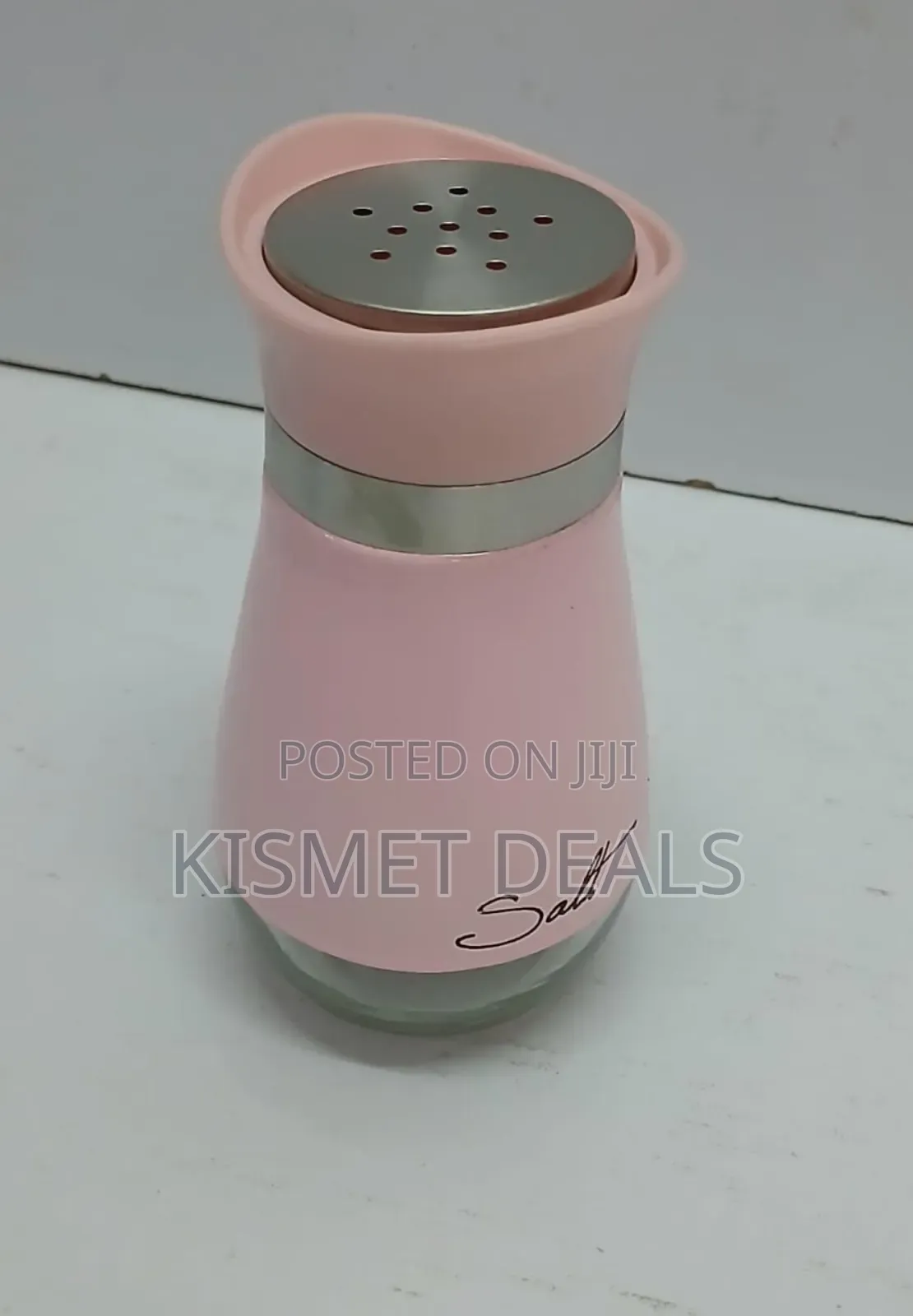 * Salt Shaker Colours: White, Black, Pink, Blue