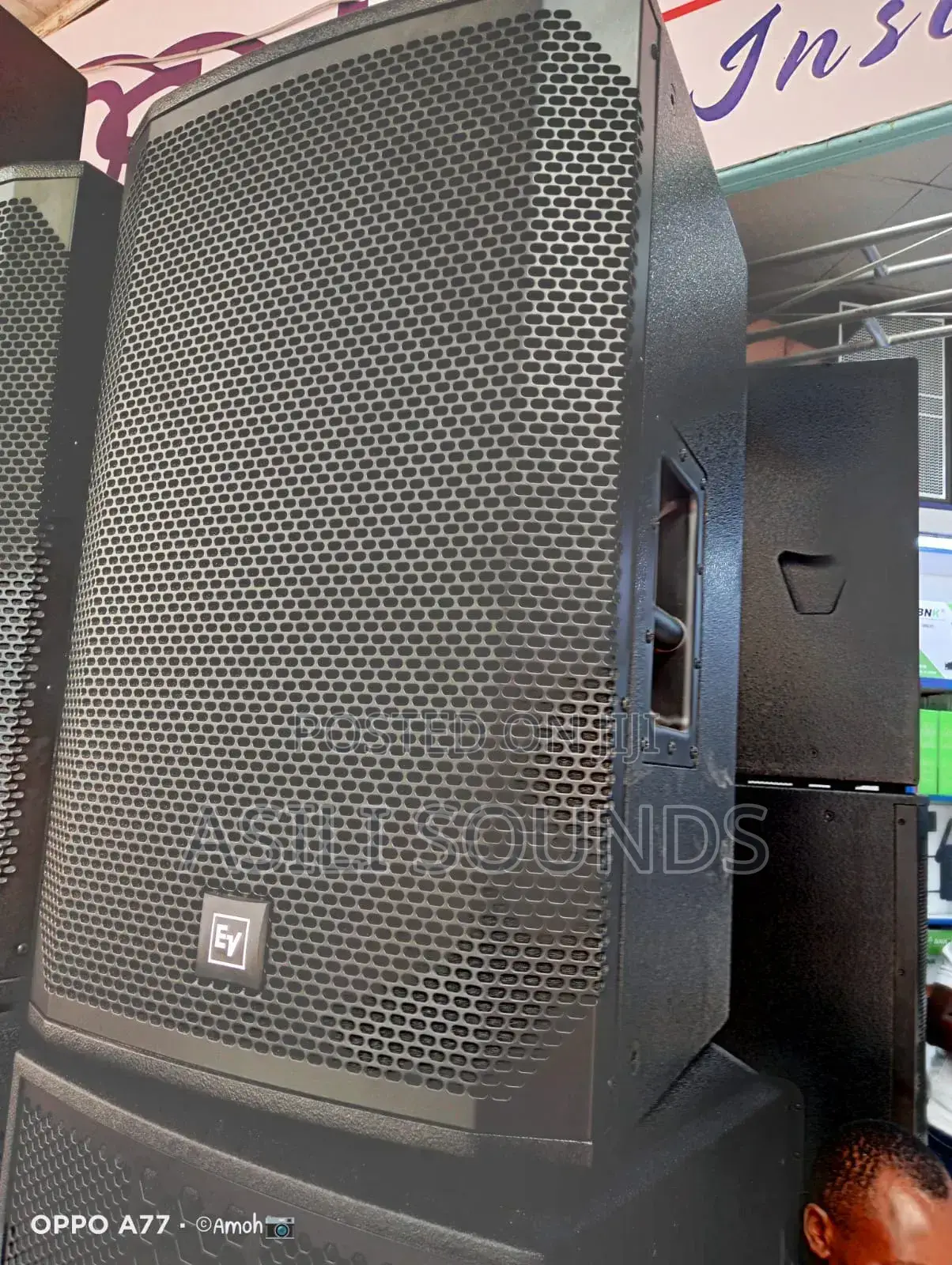 Electro-Voice Ekx Series Powered Loudspeaker.