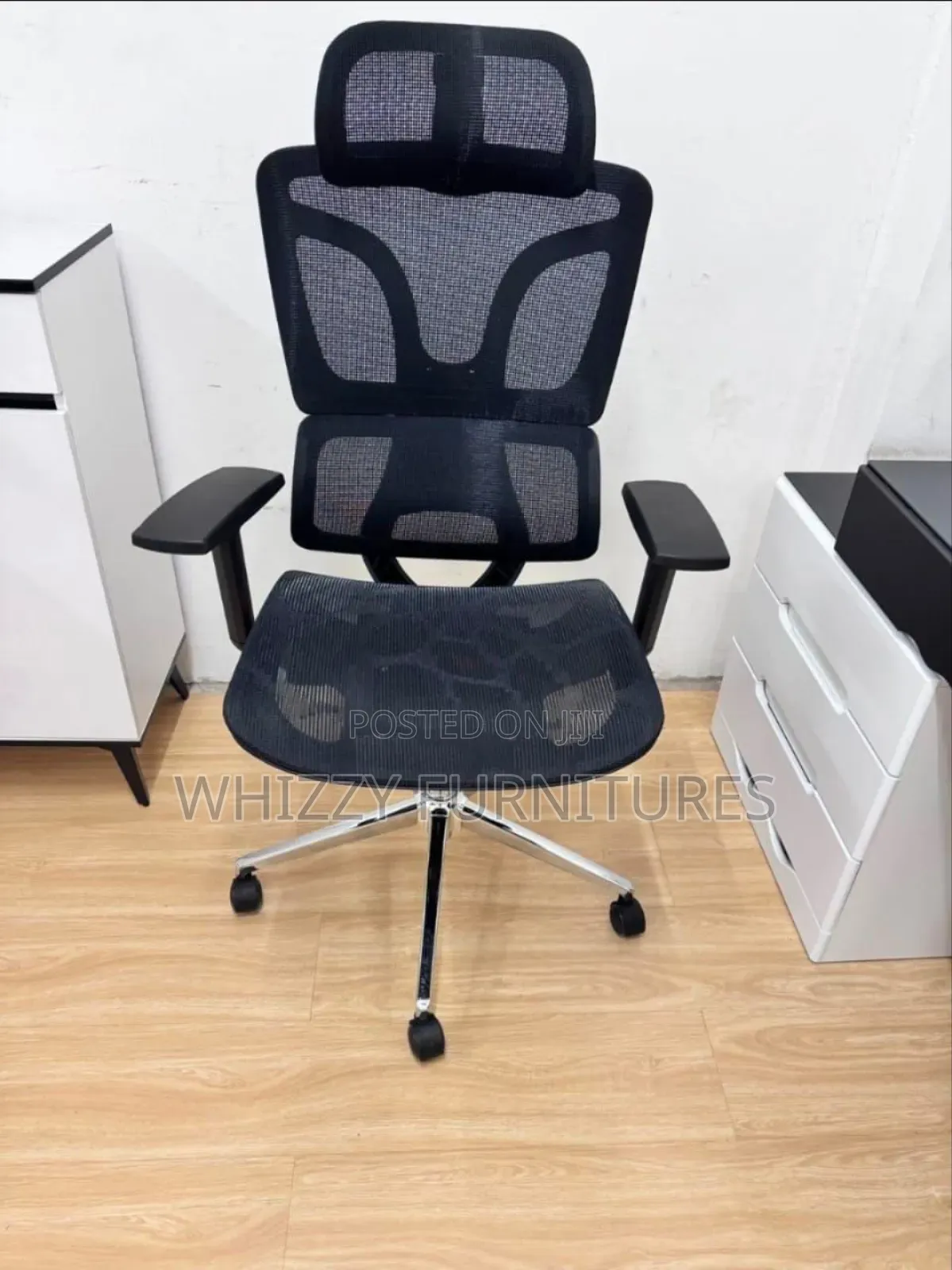 Mesh Orthopedic Chair