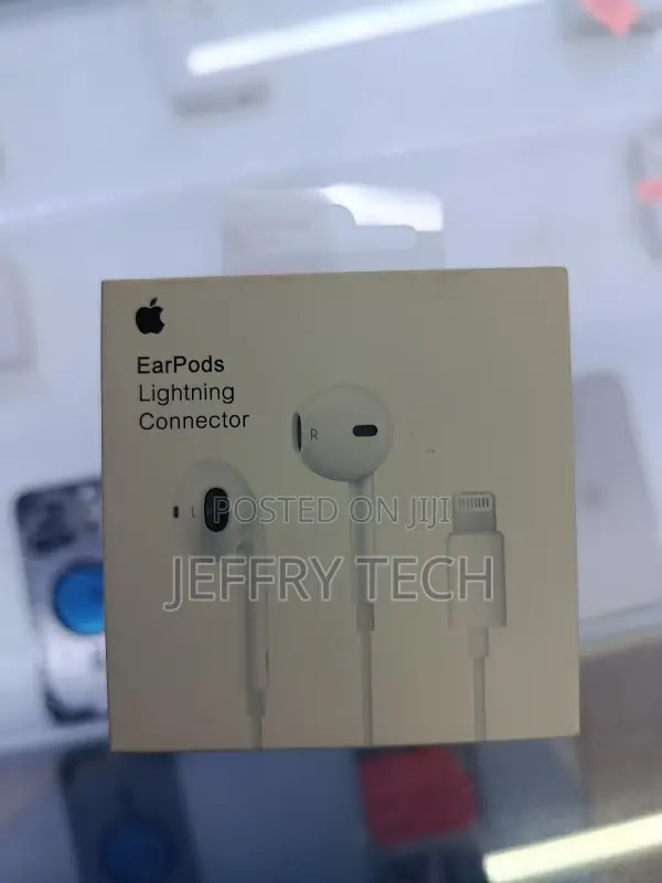 Apple Earpods With Lightning Connector.