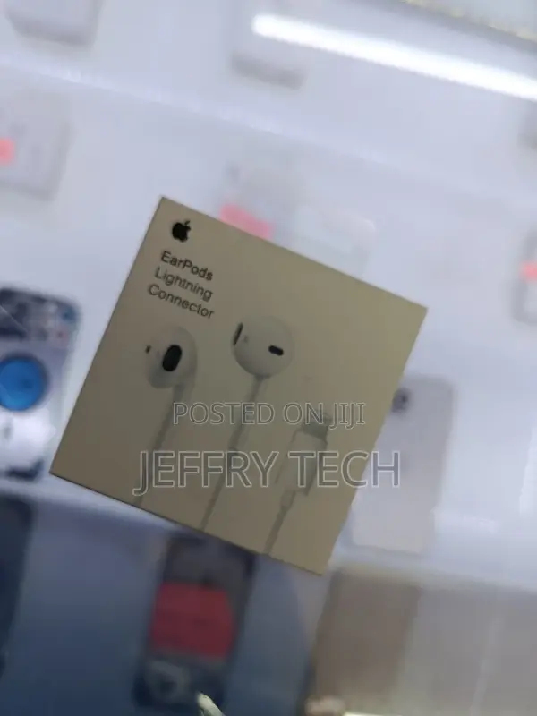 Apple Earpods With Lightning Connector.