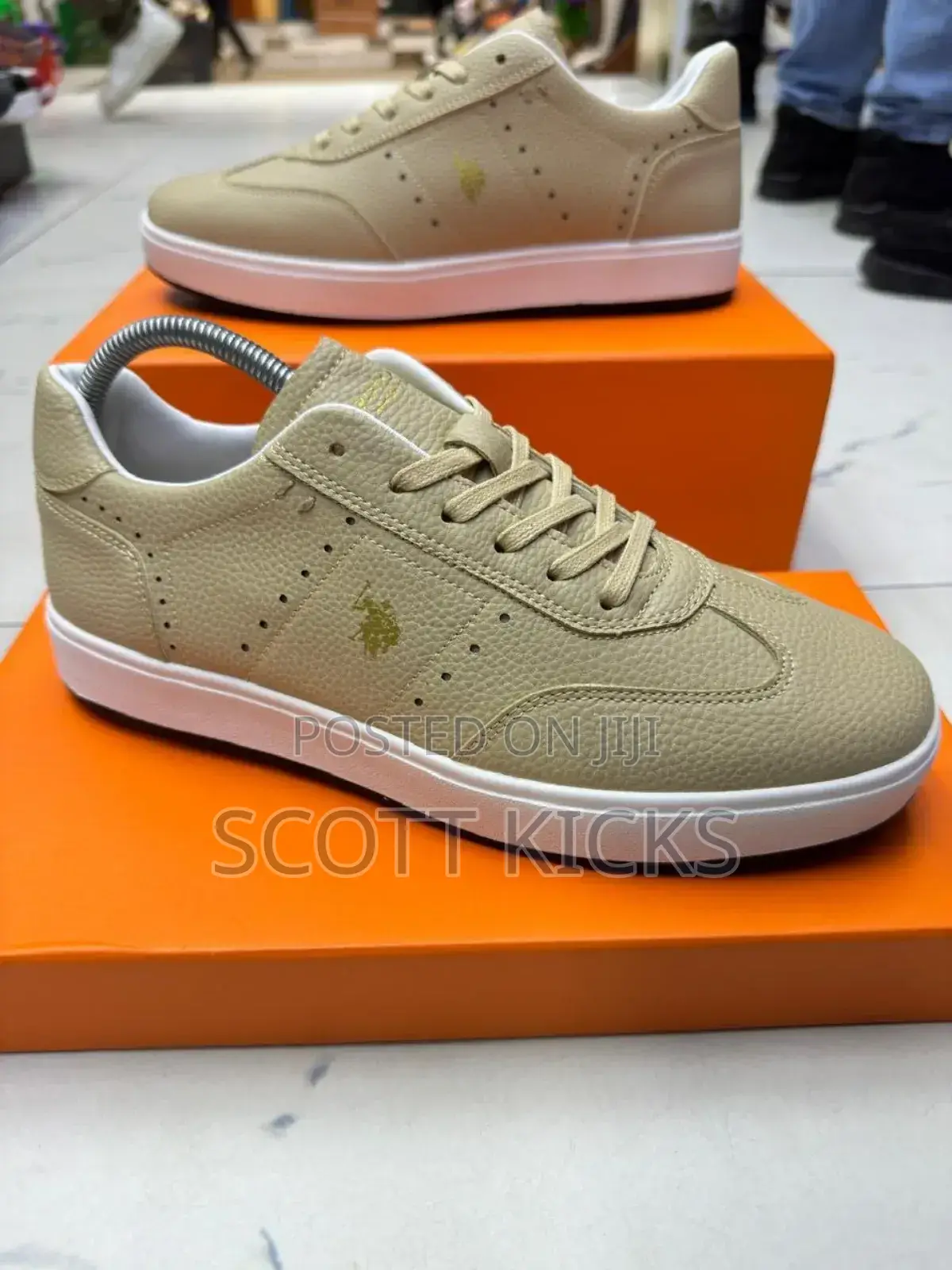 Polo Casuals