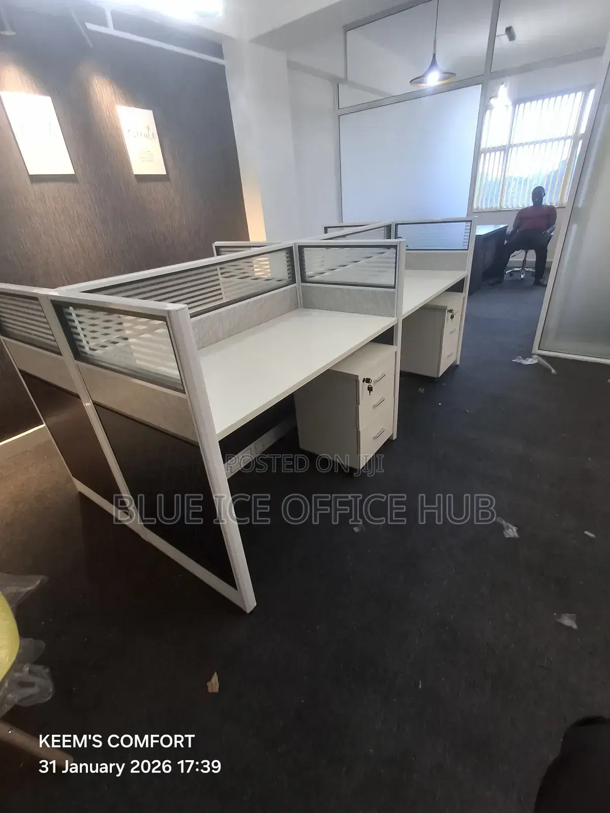 Office Working Station With Drawer