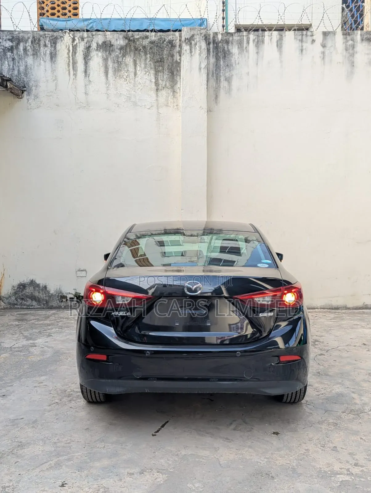 Mazda Axela 2018 Black