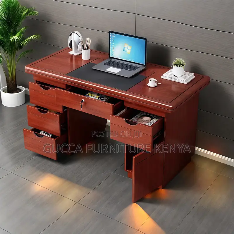 1.4 Meters Executive Office Desk With Drawers