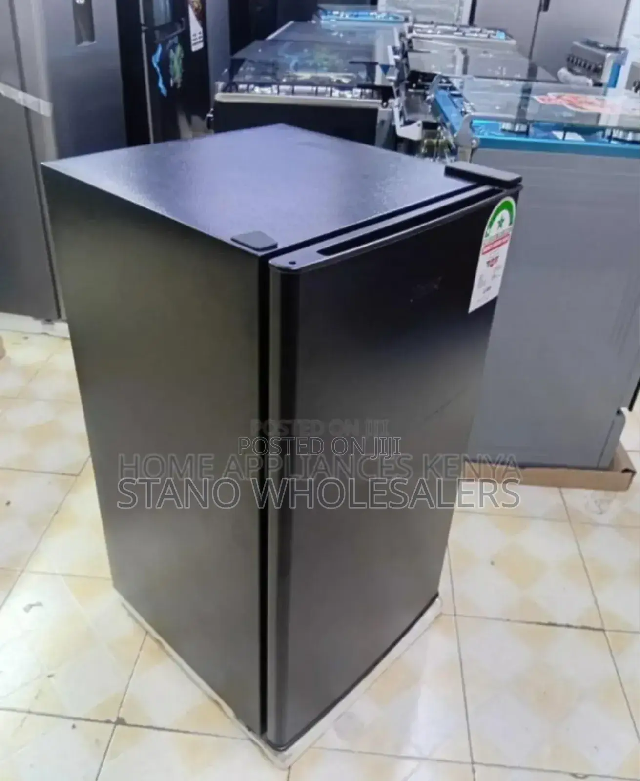 Colour Black- Glamstar 90l Fridge