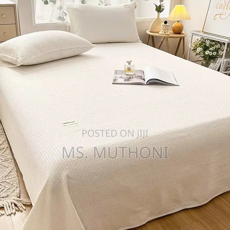 Waffle Bed Coverlet Set With 2 Pillow Cases–