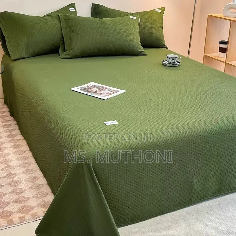 Waffle Bed Coverlet Set With 2 Pillow Cases–