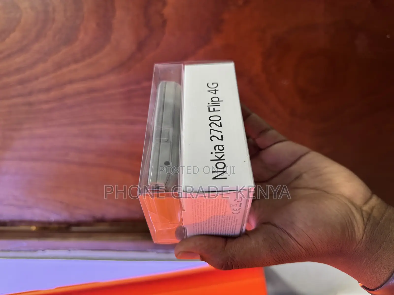 New Nokia 2720 Flip 512 GB Silver
