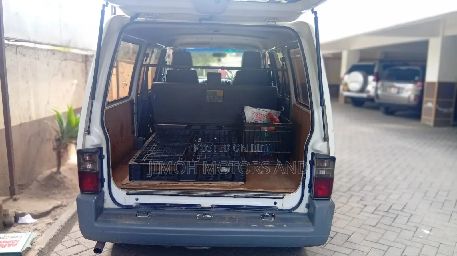 Nissan Vanette 2014 White