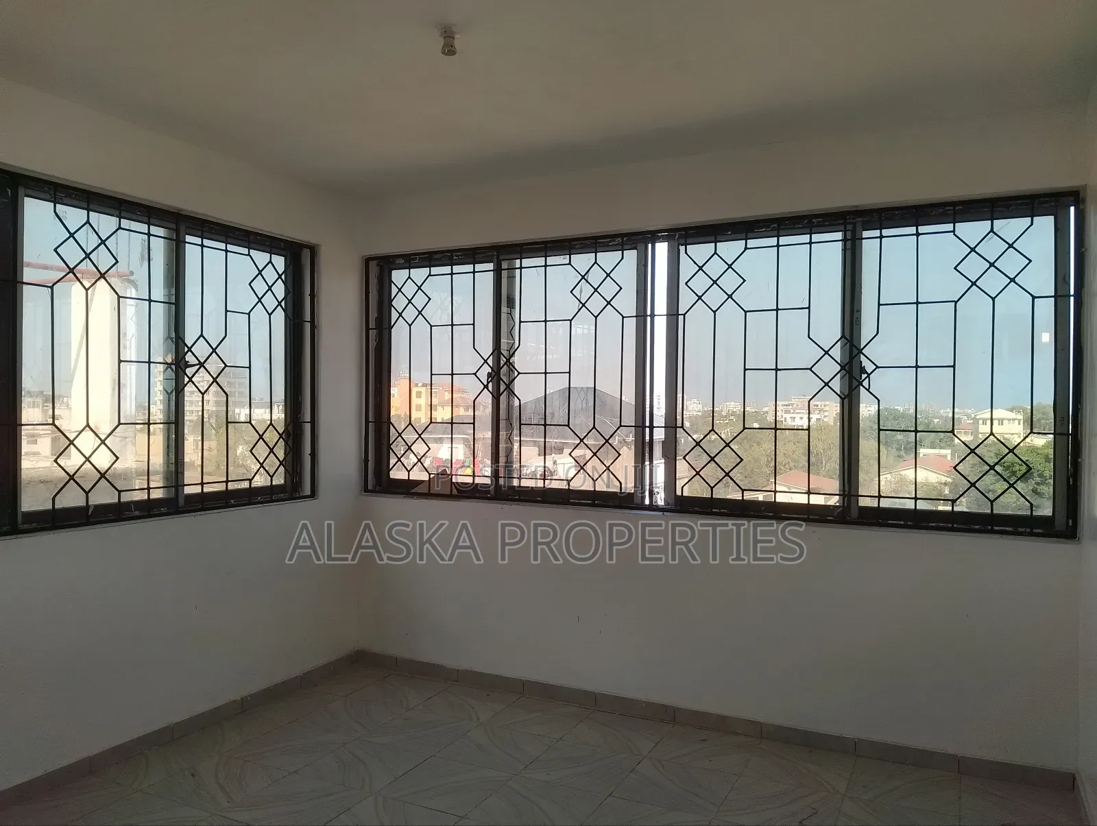 2bdrm Penthouse in Maweni, Nyali for rent