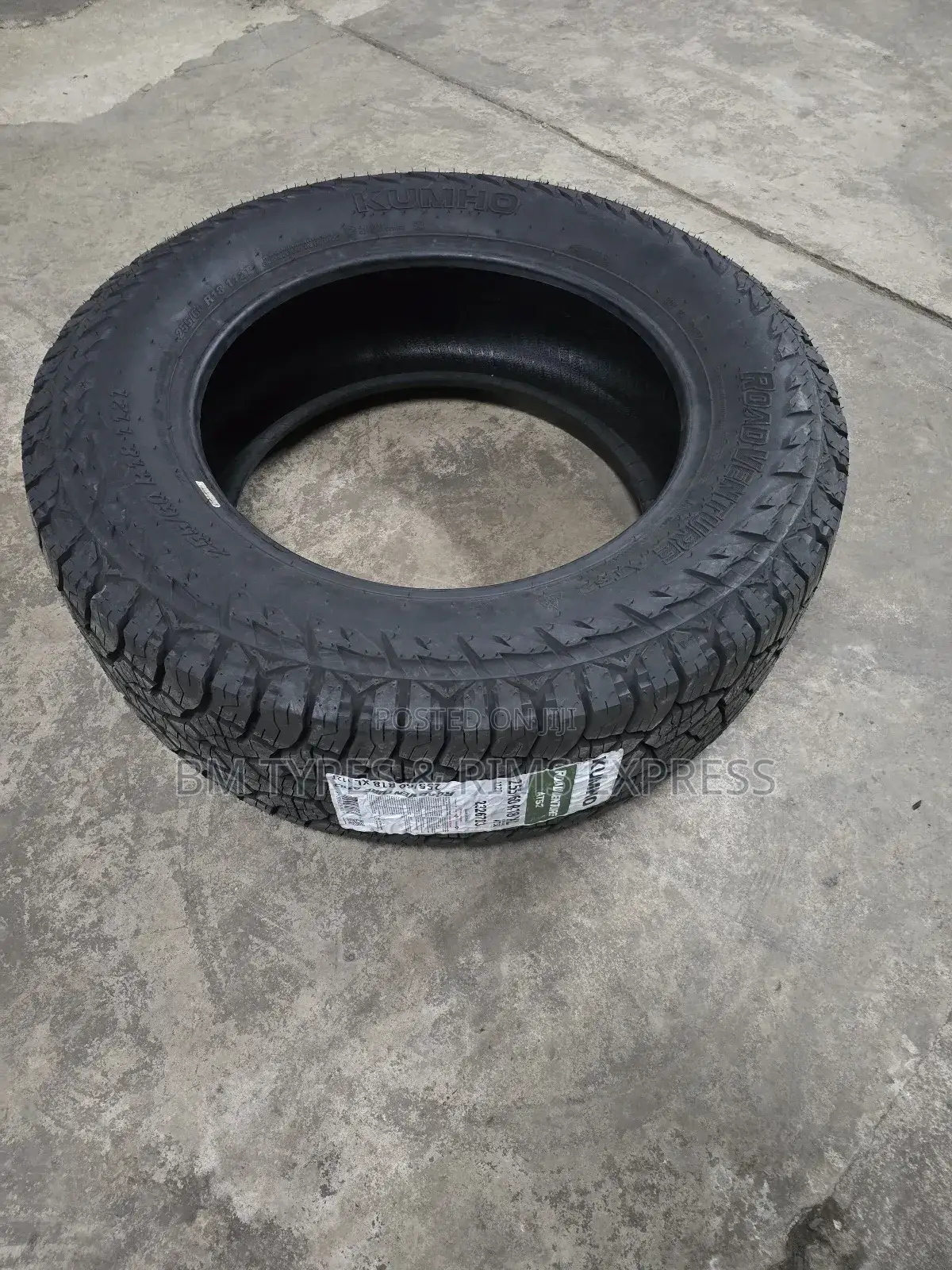 255 /60 R18 Khumo Tyres (All Terrain)