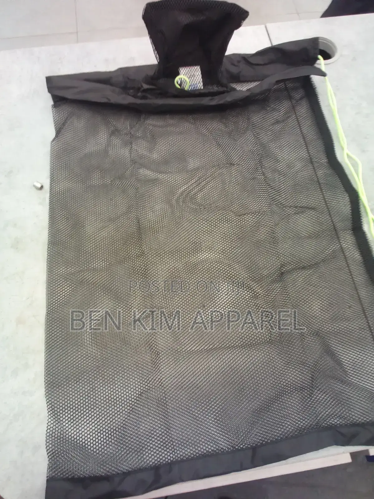 Mesh Swimming and Water Sports Kits Carrier Bag 40litres.
