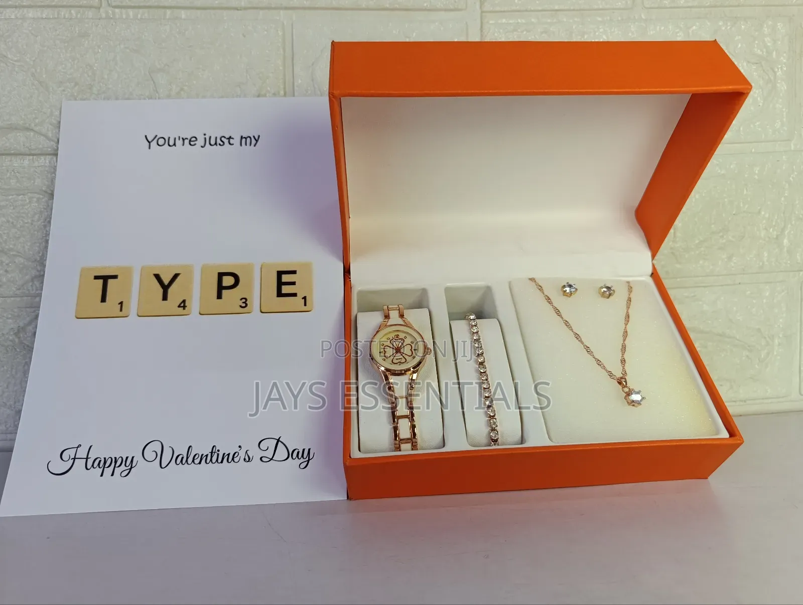 Luxury Jewellery Ladies Valentines Gift Set : Watch Bracelet Set