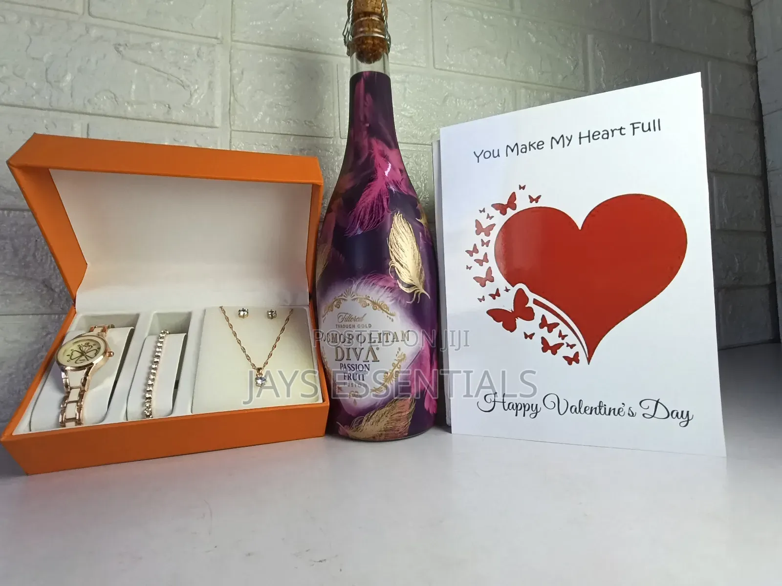 Sparkling Wine Luxury Jewellery Ladies Valentines Gift Set