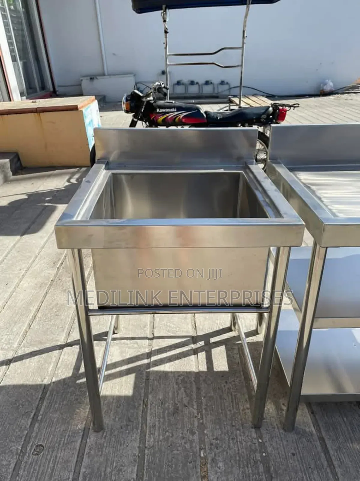 Cusom Fabrcated Stainless Steel Table E