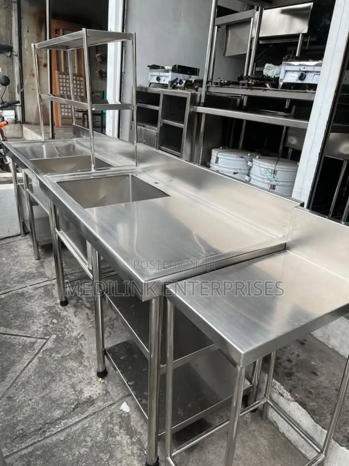 Cusom Fabrcated Stainless Steel Table E