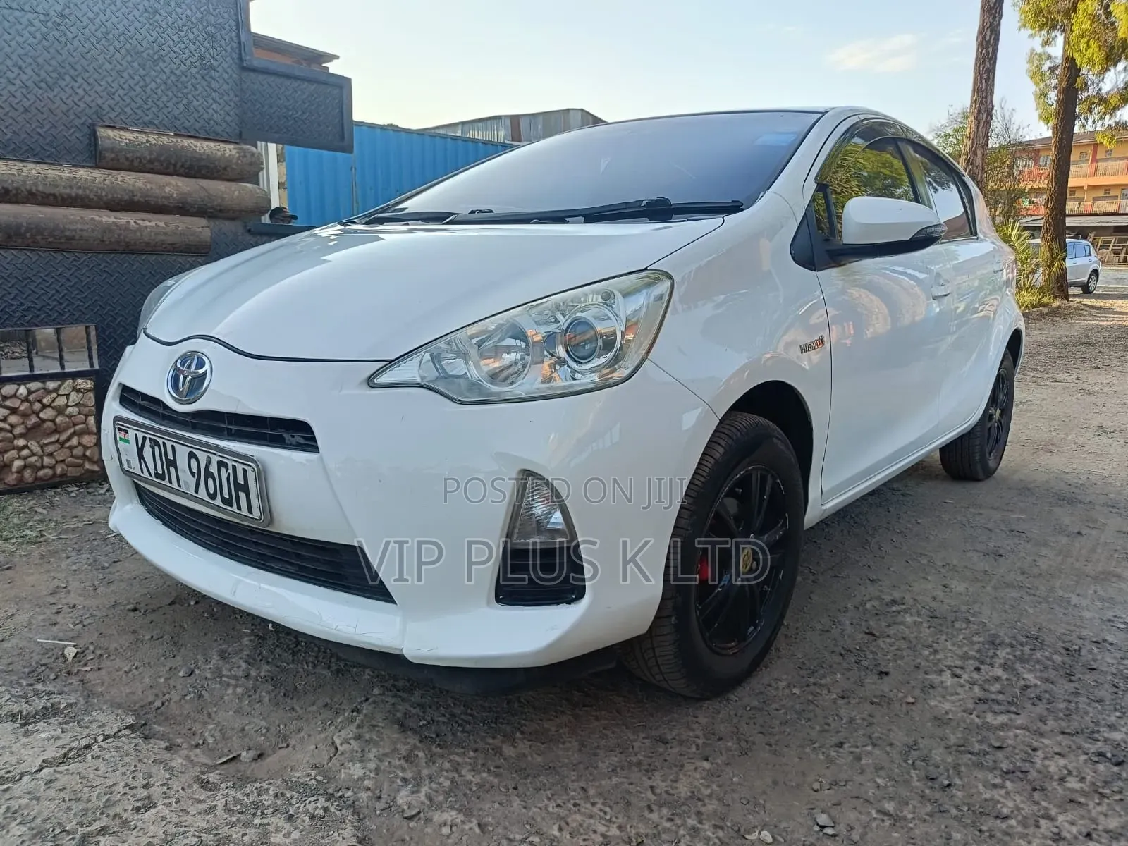 Toyota Aqua 2015 White