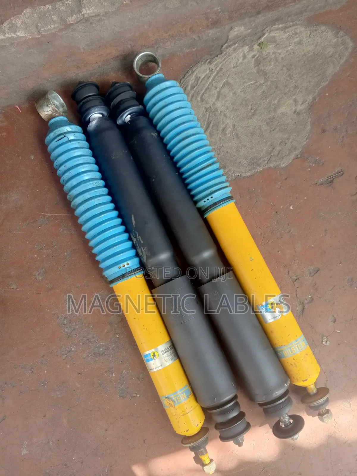Defender 110 Front and Rear Shocks Absorbers