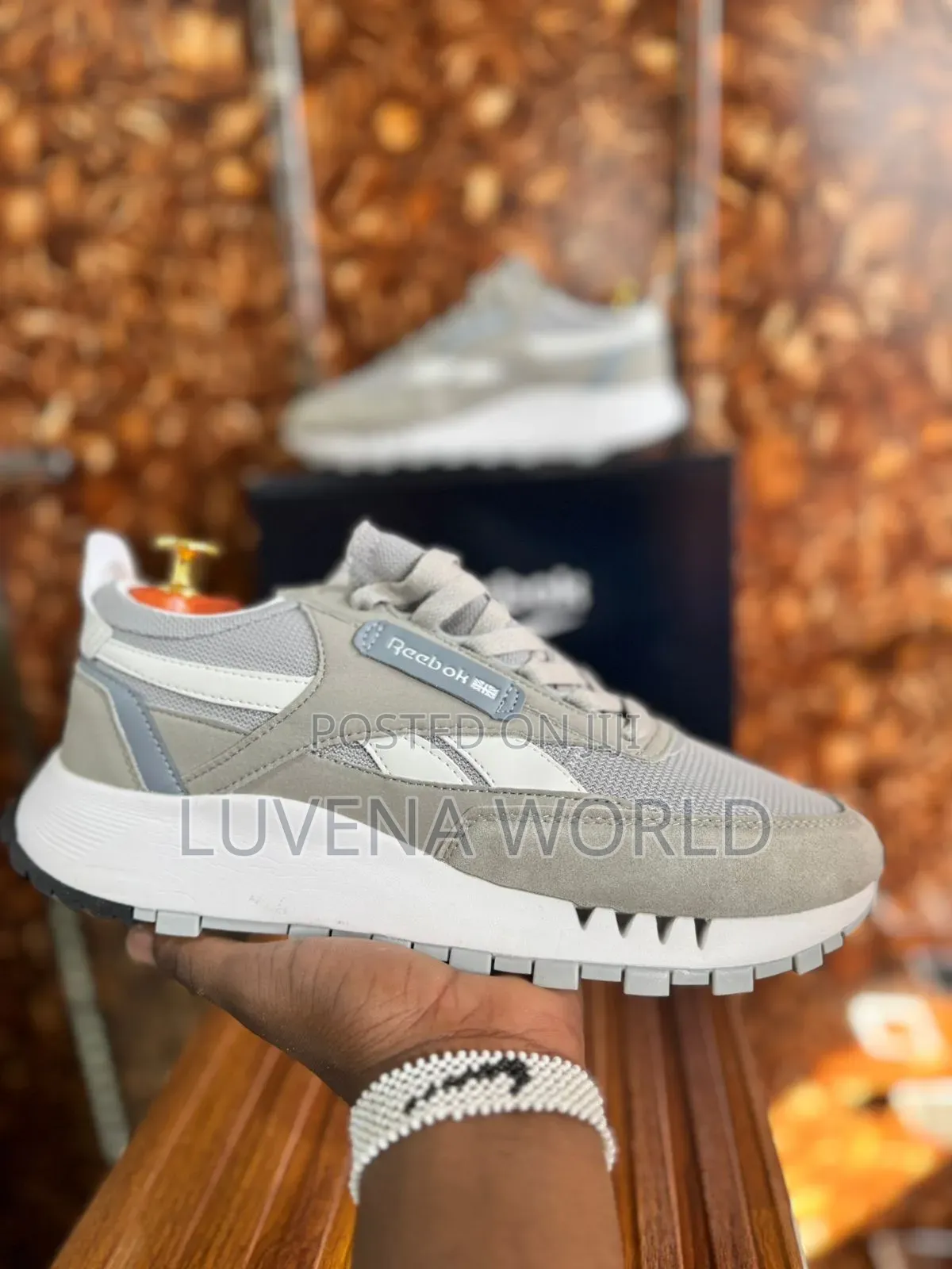 Reebok Classic Sneakers