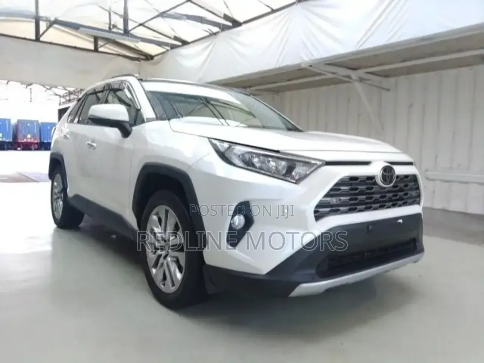 Toyota RAV4 XLE AWD 2019 White