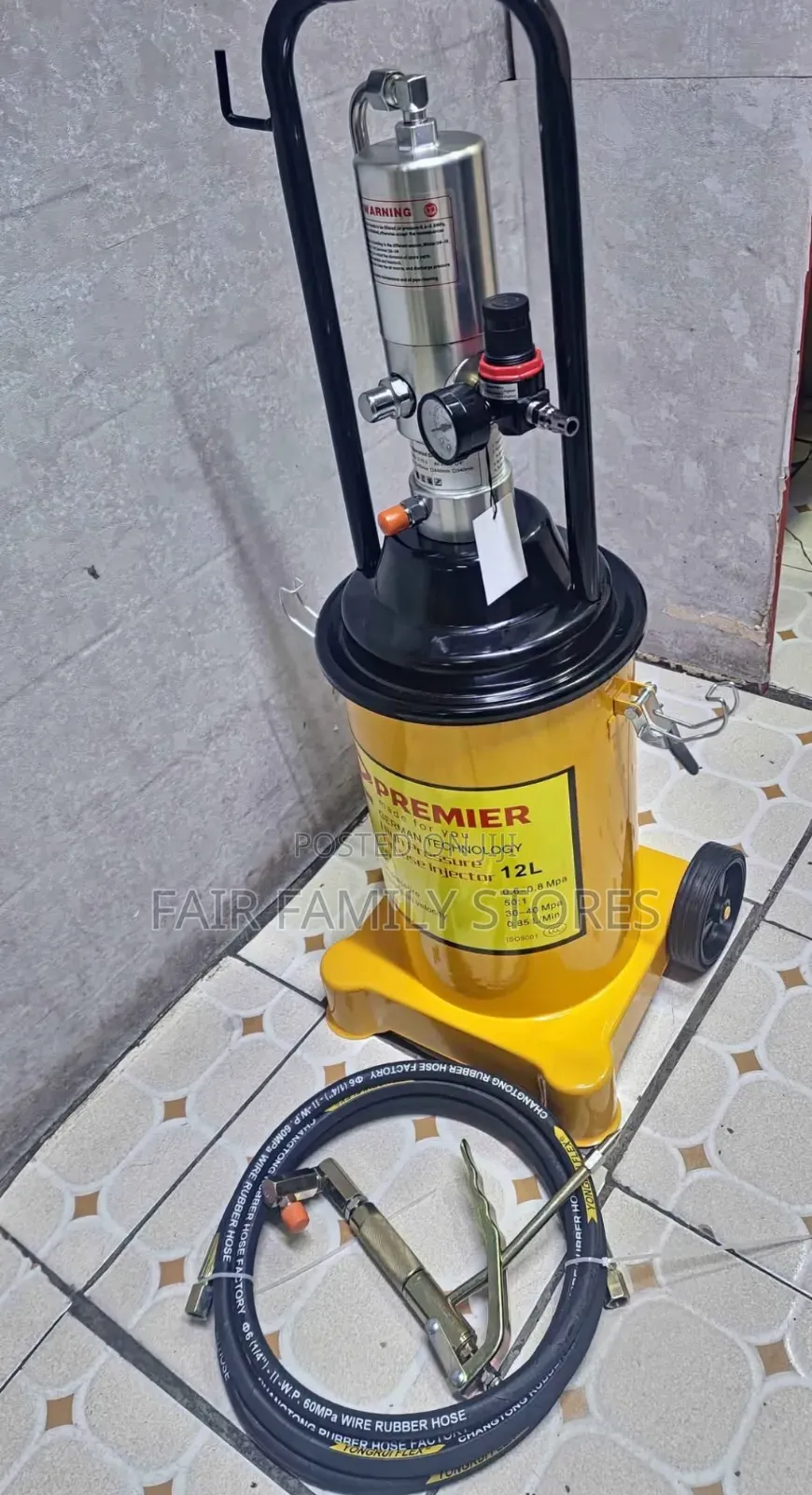 Pneumatic Grease Bucket 12 Litres