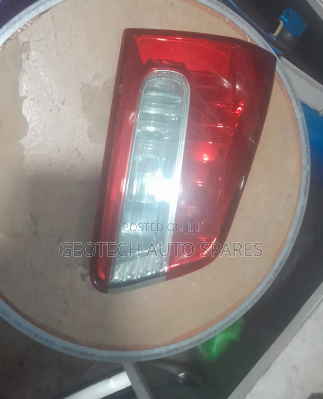 Nissan Wingroad Y12 Taillights