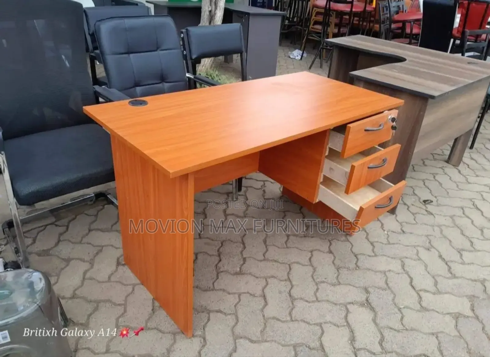 Chery 1.2m Office Desk
