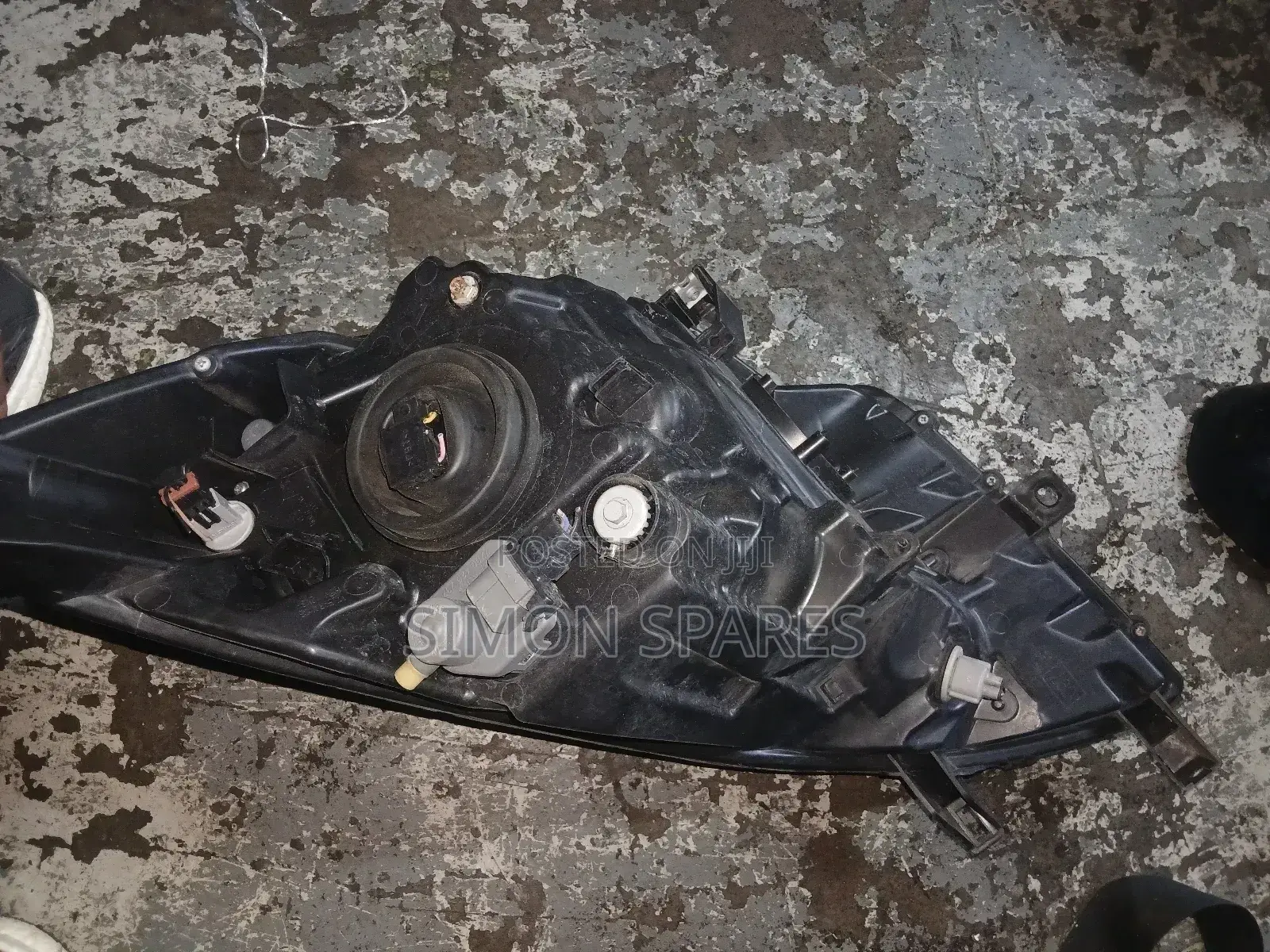 Nissan Note E11 Lh Headlamp 2006–2009 – Clean