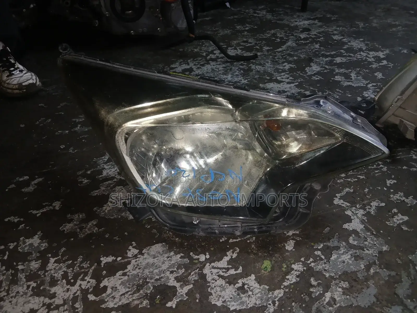 Toyota Fielder 2006–2014 Halogen Headlight – Ex-japan