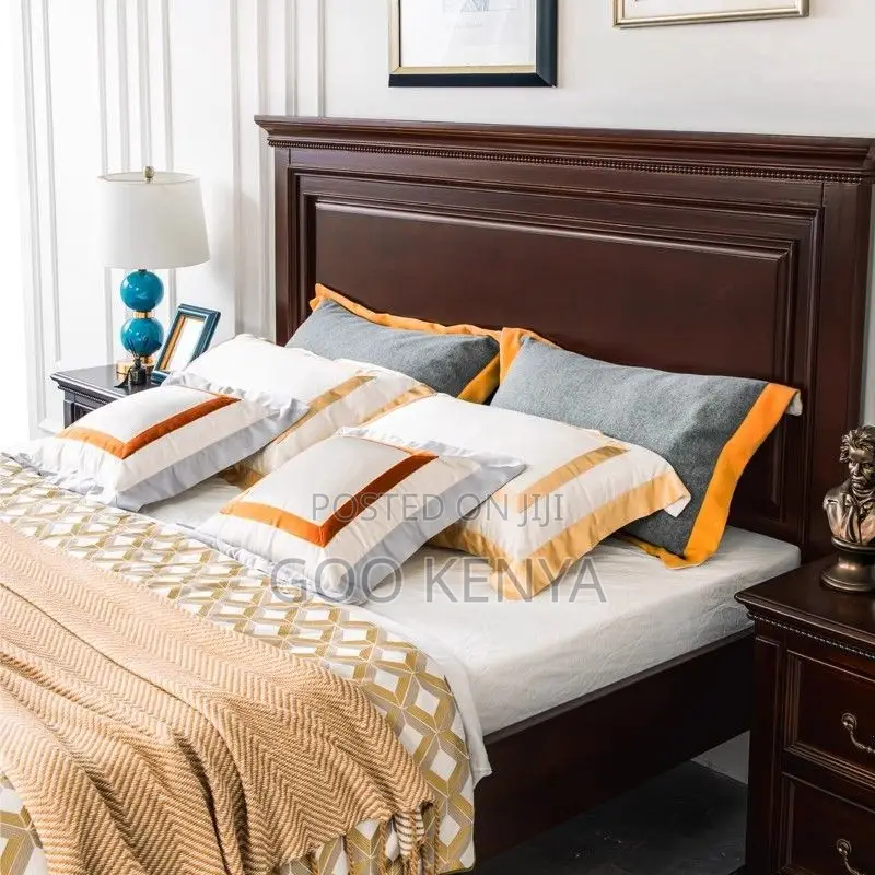 Home Bed; Master Bedroom High-end Wooden Bed