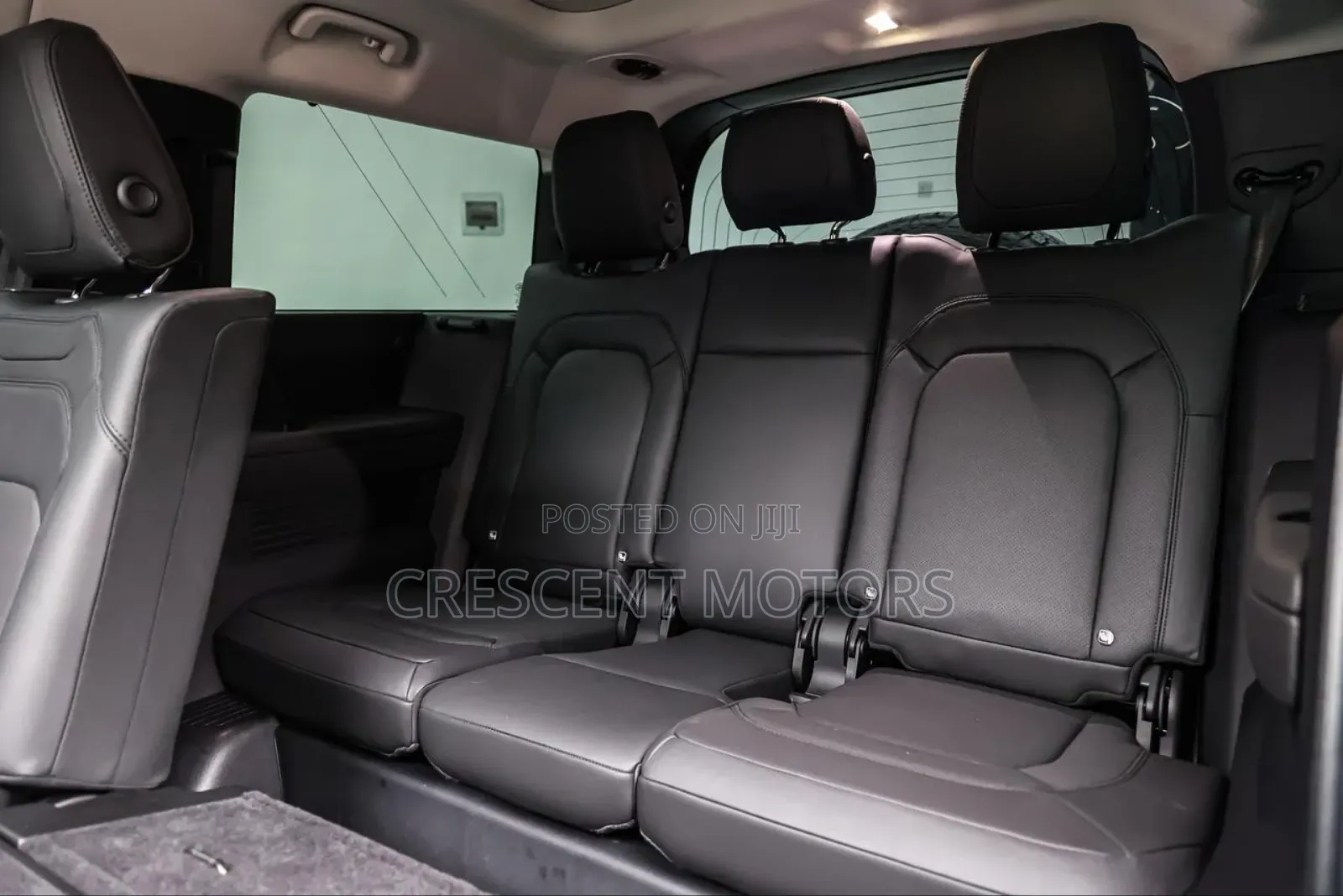 Land Rover Defender 2021 Maroon