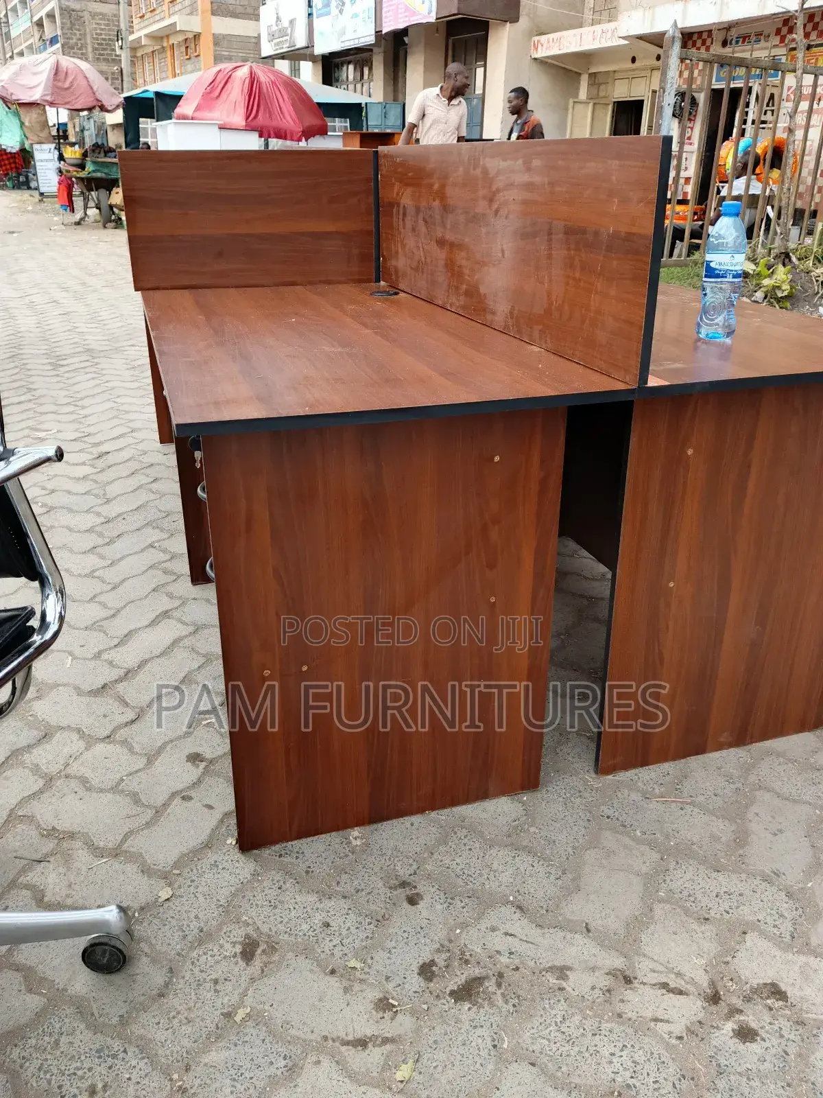 Quality Spacious Four Way Work Station S