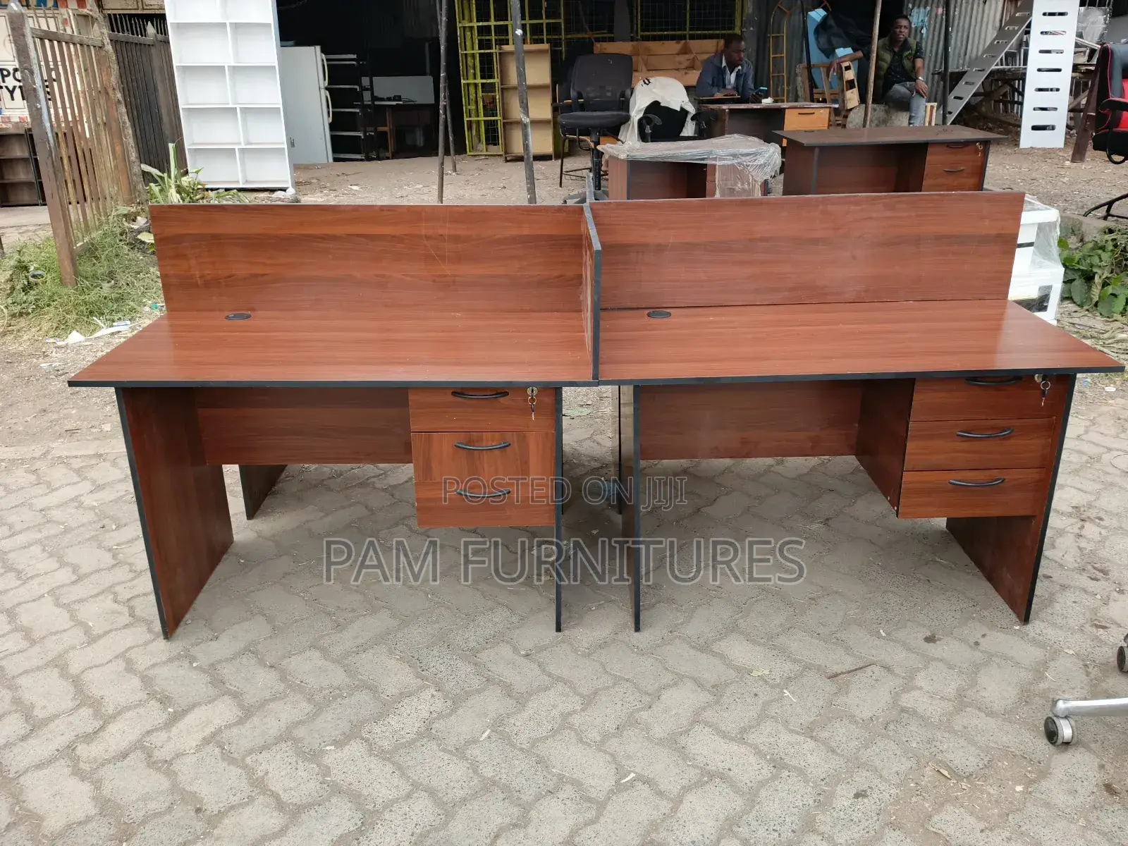 Quality Spacious Four Way Work Station S
