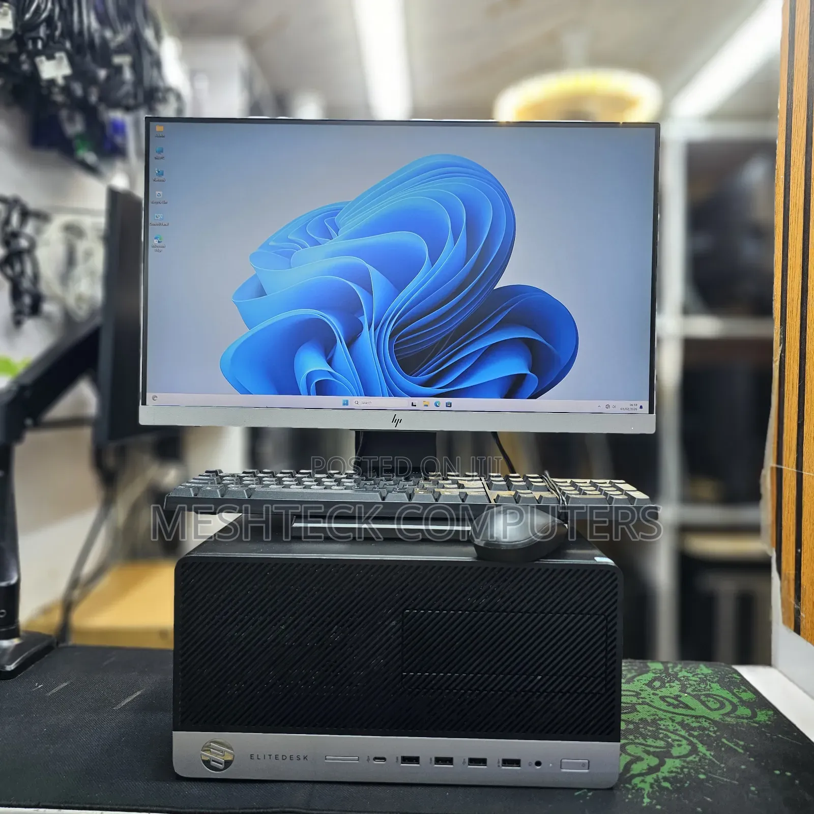 Desktop Computer HP EliteDesk 705 16GB AMD Ryzen 5 SSD 256GB