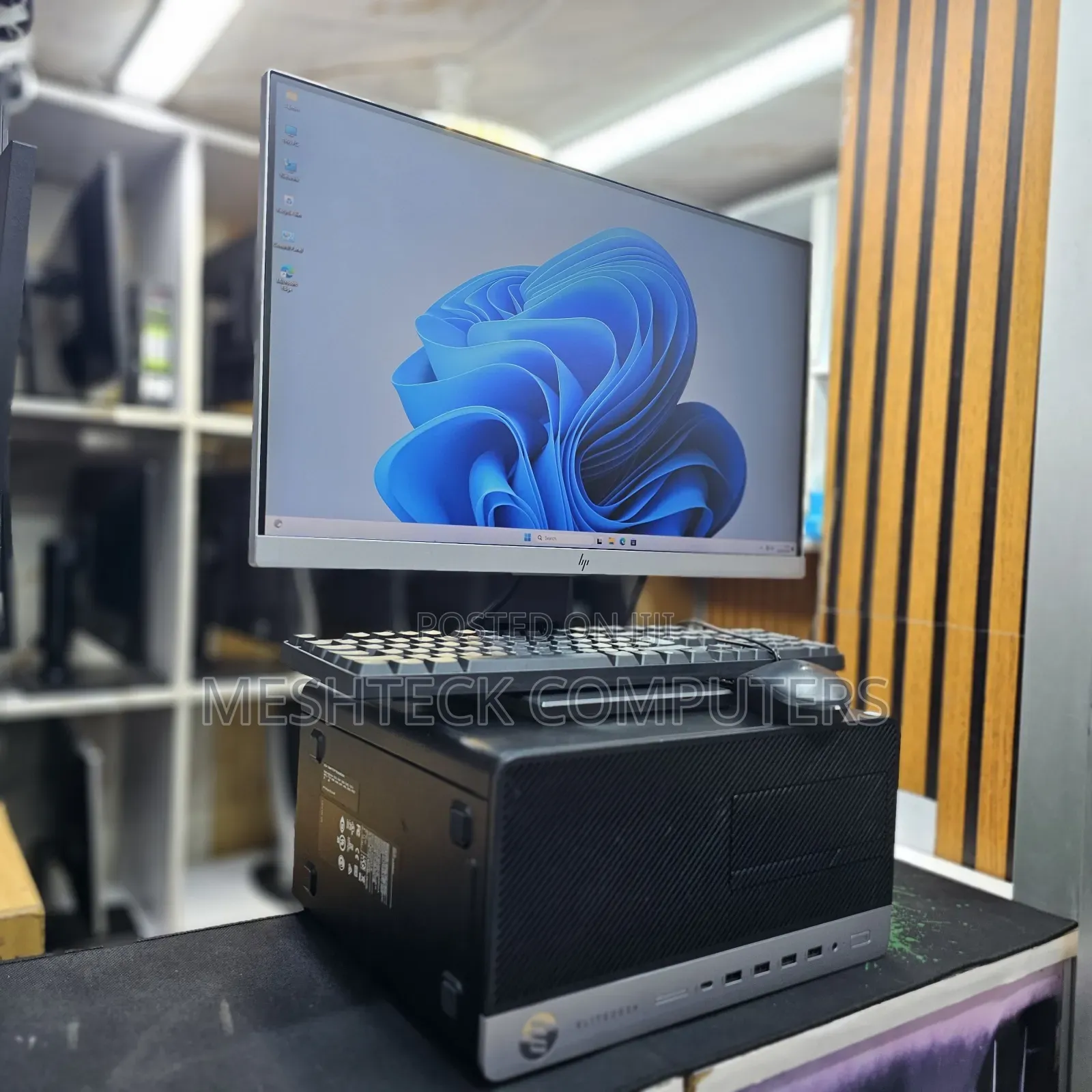 Desktop Computer HP EliteDesk 705 16GB AMD Ryzen 5 SSD 256GB