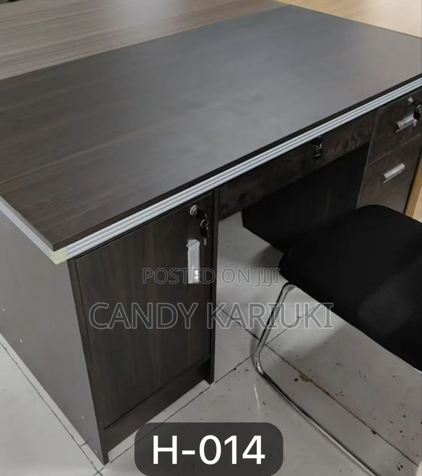 Modern 1.4m Office Desk