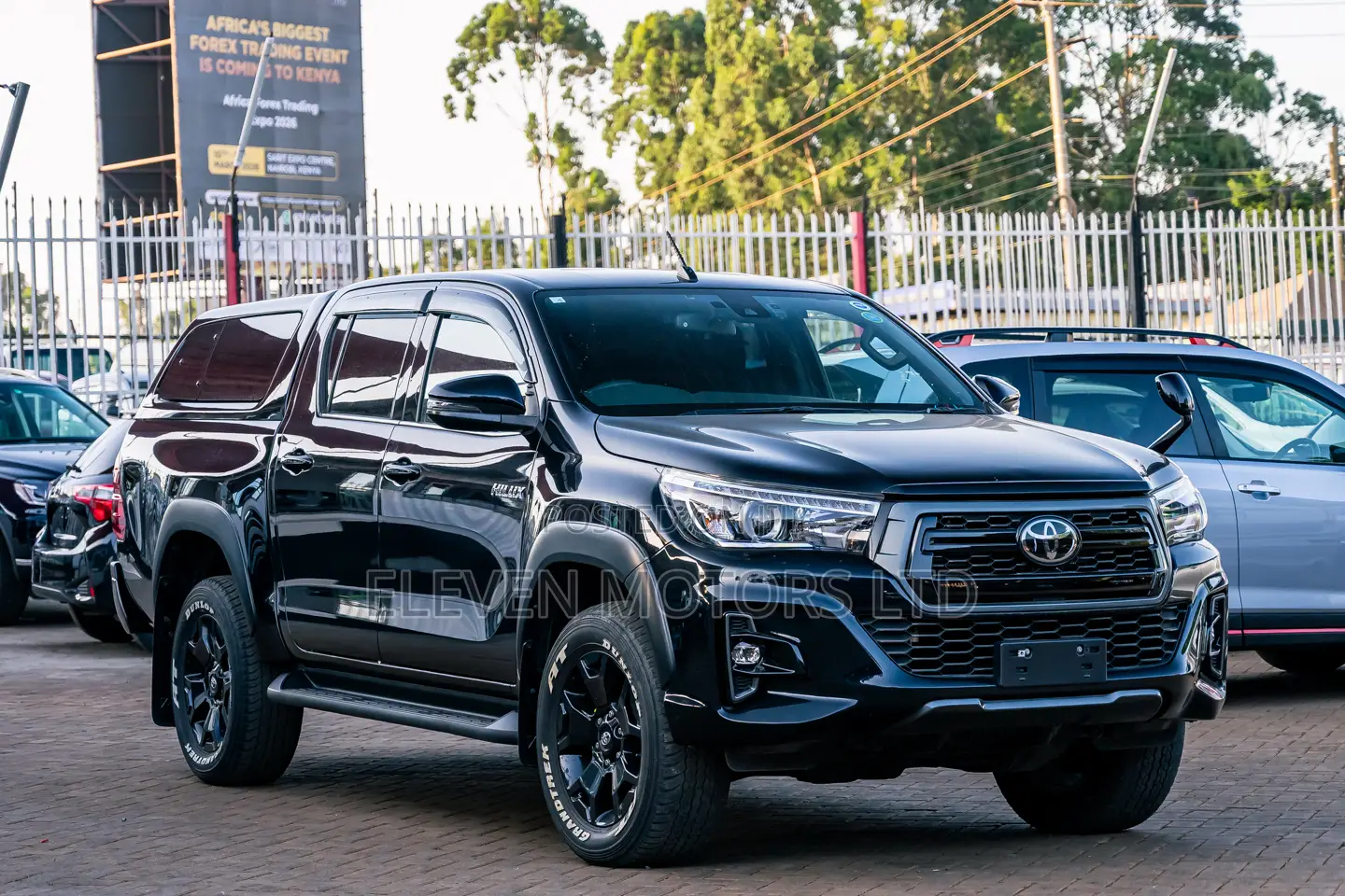 Toyota Hilux 2021 Black